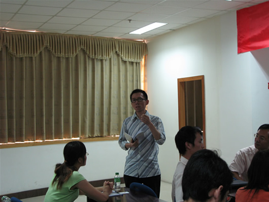 海外推廣部經理于亦文博士開講 海外推廣部經理于亦文博士開講